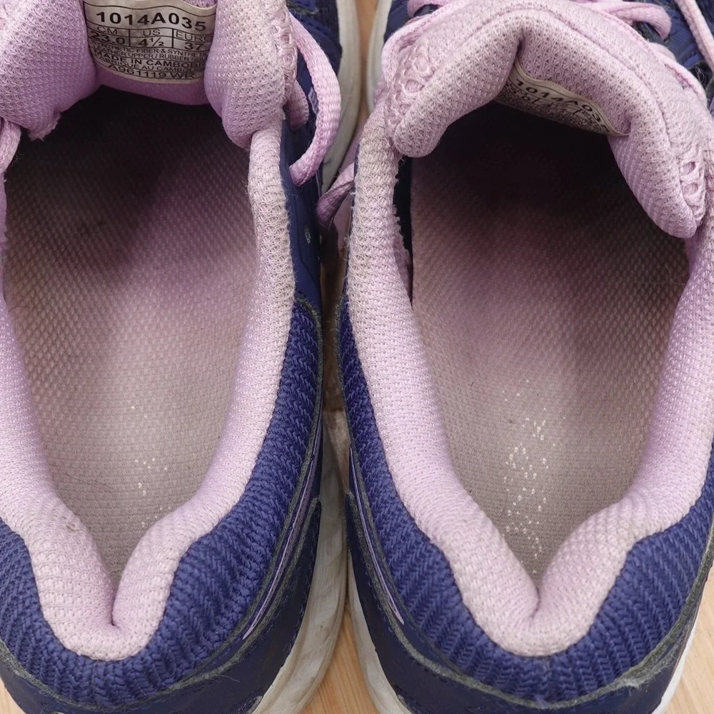 Asics pre owned